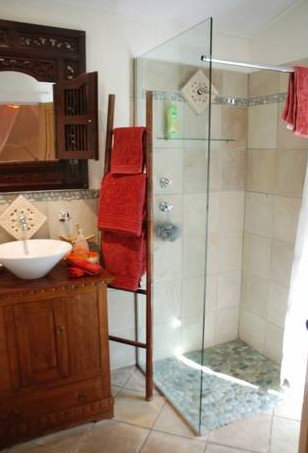 The Lotus Eater - Darwin Holiday 3