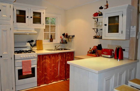 The Lotus Eater - Darwin Holiday 9