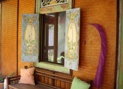 The Lotus Eater - Darwin Holiday 11