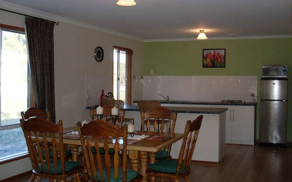 Hindmarsh Valley SA Darwin Holiday