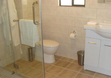 Luxury Vineyard Cottage On Pike River, Lyrup - Darwin Holiday 4