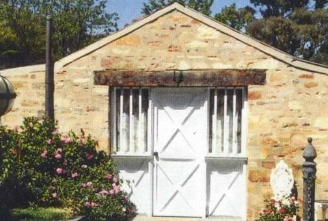 Oldfields - Darwin Holiday 4