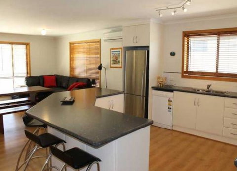 Krasni Park Cottage - Darwin Holiday 1