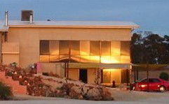 Mt Surmon Wines The Retreat - Darwin Holiday 3