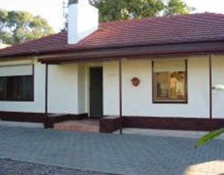 The Birches - Darwin Holiday 7