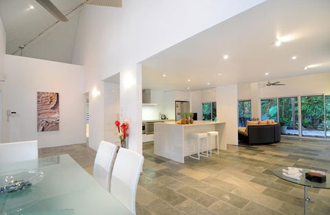 Serenity Accommodation: Port Douglas - Darwin Holiday 2