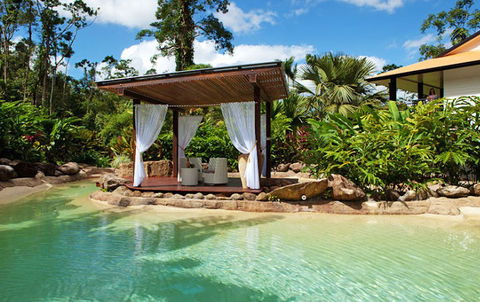 Misty Mountains Tropical Rainforest Romantic Retreat - Darwin Holiday 1