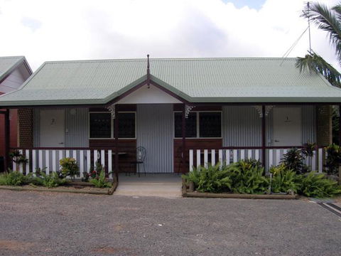 Cooktown Motel Pam's Place - Darwin Holiday 2