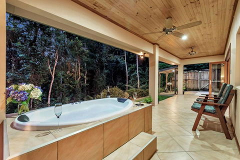 Platypus Springs Rainforest Retreat - Darwin Holiday 8