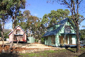 Four Seasons Holiday Cottages - Darwin Holiday 0