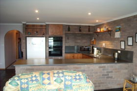 Gordon TAS Darwin Holiday