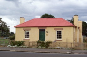 The Jenny Wren - Darwin Holiday 0