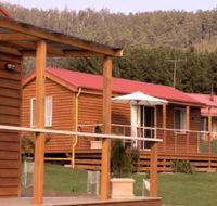 Maydena Country Cabins Accommodation  Alpaca Stud - Darwin Holiday
