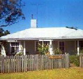 Cawood Cottage - Darwin Holiday