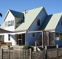 The Big Blue Retreat - Darwin Holiday