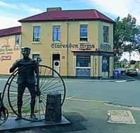 Clarendon Arms Hotel - Darwin Holiday