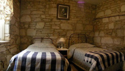 Colonial Cottages Of Ross - Historic Hudson Cottage - Darwin Holiday 3