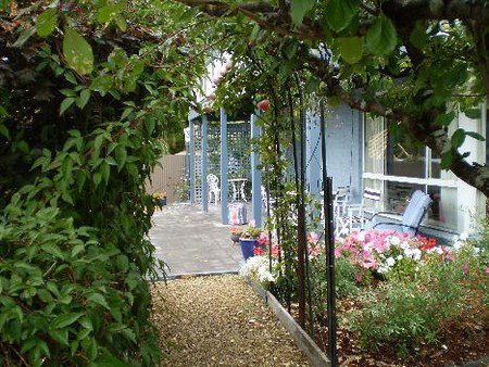 Rocking Horse Cottage - Darwin Holiday 5