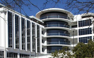 Hotel Charles - Darwin Holiday 1