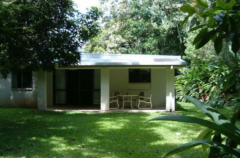Kingfisher Park Birdwatchers Lodge - Darwin Holiday 2