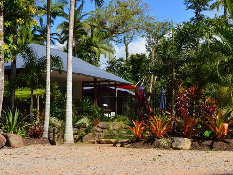 Lost Paradise - Darwin Holiday 2