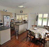 Cairns Holiday Homes Wilks House - Darwin Holiday