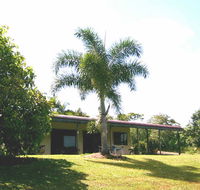 Daintree Mountain View Retreat and Vanilla Beans - Darwin Holiday