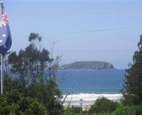 Surf Beach NSW Darwin Holiday