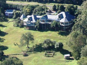 The Spotted Chook Ferme Auberge And Amelies Petite Maison - Darwin Holiday 0