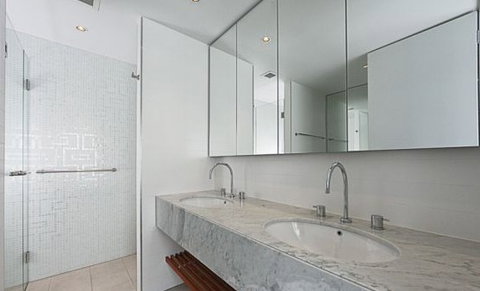 Apartments By Nagee Canberra - Darwin Holiday 3