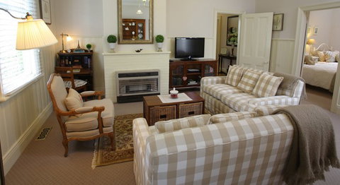 Fleurettes - Darwin Holiday 0