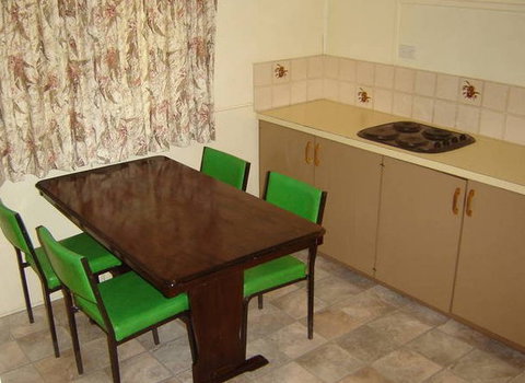 Berringer Lake Holiday Cottages - Darwin Holiday 1