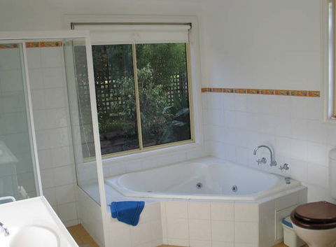 The Lodge - Far Meadow - Darwin Holiday 2