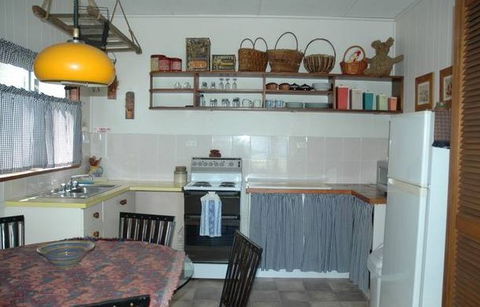 A Lake House At Burrill Lake - Darwin Holiday 4