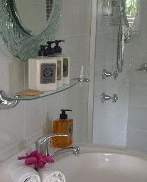 CeeSpray On Owen Bed And Breakfast - Darwin Holiday 3