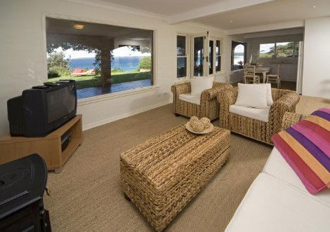 Absolute Waterfront At Hyams Beach - Elandra - Darwin Holiday 4