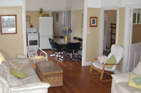 Calm Waters Waterfront Cottages - Darwin Holiday 1