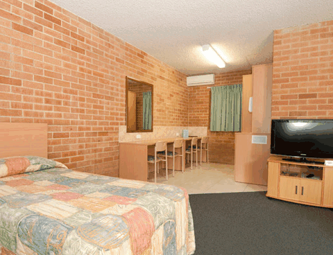New Olympic Motel - Darwin Holiday 1