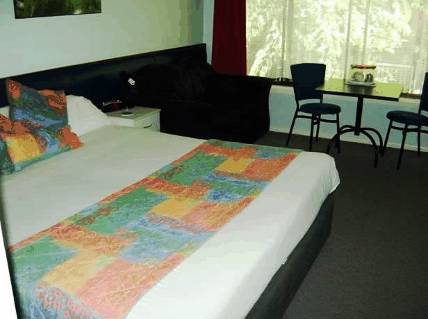 Poinciana Motel - Darwin Holiday