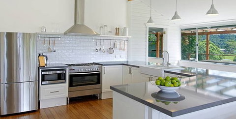 Avalon Lea - Darwin Holiday 2