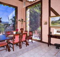 Castle On The Hill Bed and Breakfast - Darwin Holiday