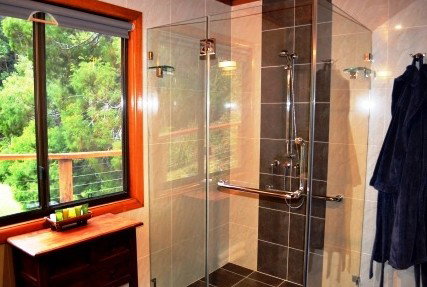 A Waterfall Hideout-Rainforest Cabin For Couples - Darwin Holiday 0