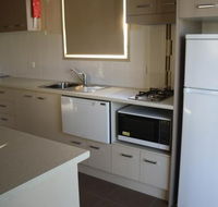 Bowlo Holiday Cabins - Darwin Holiday