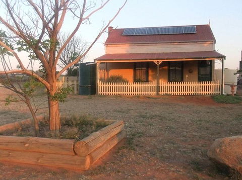 Gum Paddock Country Cottage - Darwin Holiday 5
