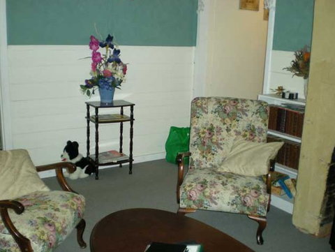 Kookaburra Cottage - Broken Hill - Darwin Holiday 3