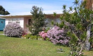 Book Bourke Accommodation Vacations Darwin Holiday Darwin Holiday
