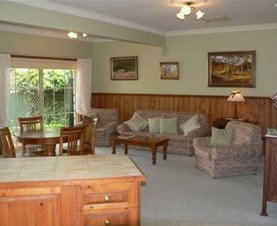 Red Gum Lagoon Cottages - Darwin Holiday 5