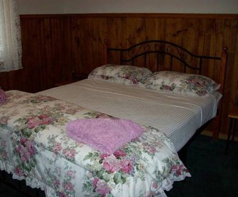 Riverland Holiday Cottage - Darwin Holiday 3