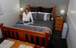 Silver City Cottages - Darwin Holiday 2