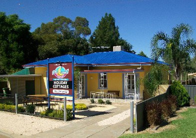 Moontongue Eco Adventures Holiday Cottages - Darwin Holiday 1